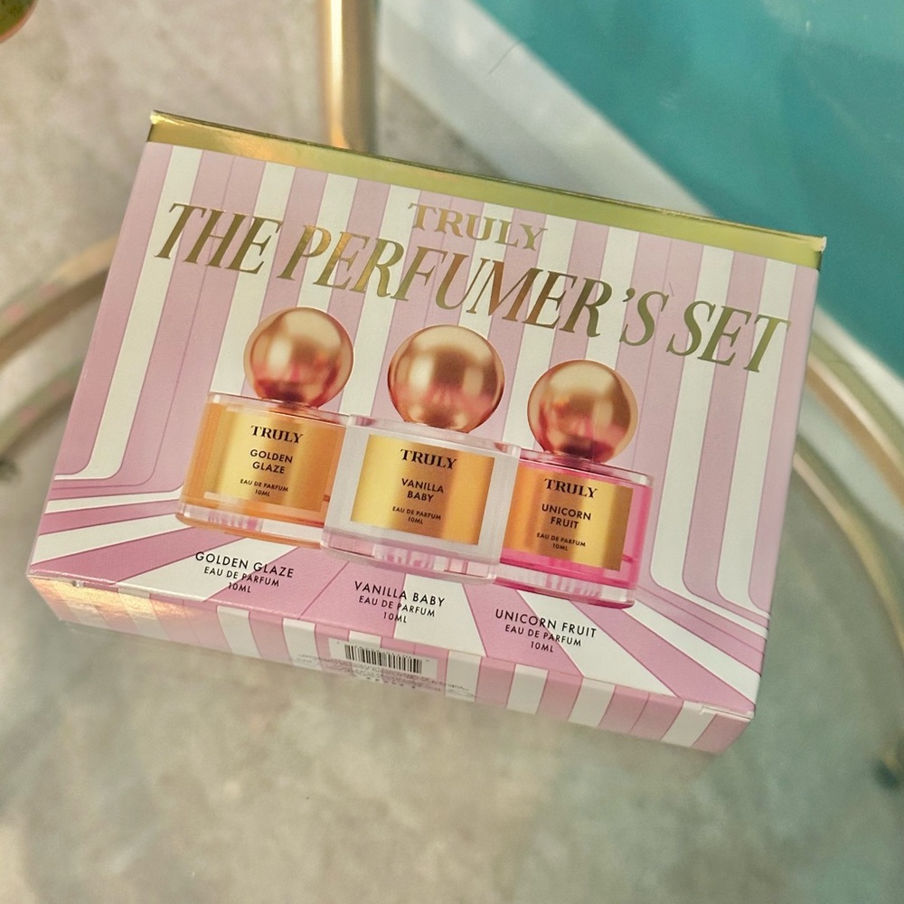 Truly The Perfumer’s Set Mini Fragrance Set - Picture 5 of 7